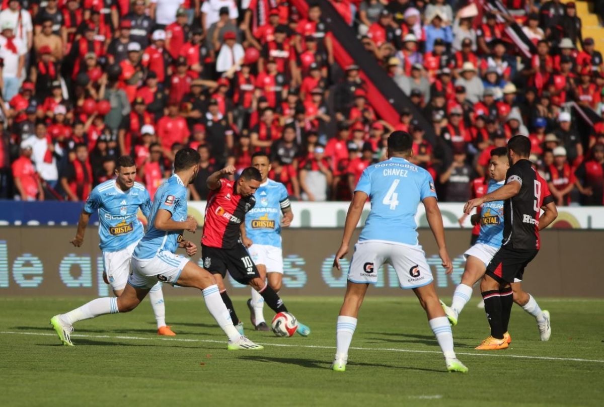 Las claves de un amargo empate de Cristal en Arequipa que pone todo igualado en el Clausura (Foto: Leonardo Cuito / @photo.gec)