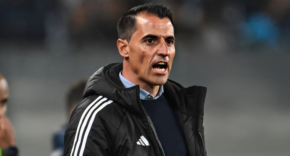 Guillermo Farré dispara contra el fútbol peruano: "Con este equipo sería campeón