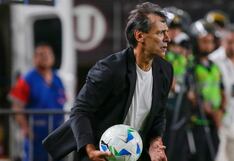 “Jugó 98 minutos hace tres días, viene de una seguidilla”: la explicación de Fabián Bustos a la suplencia de Álex Valera en Universitario