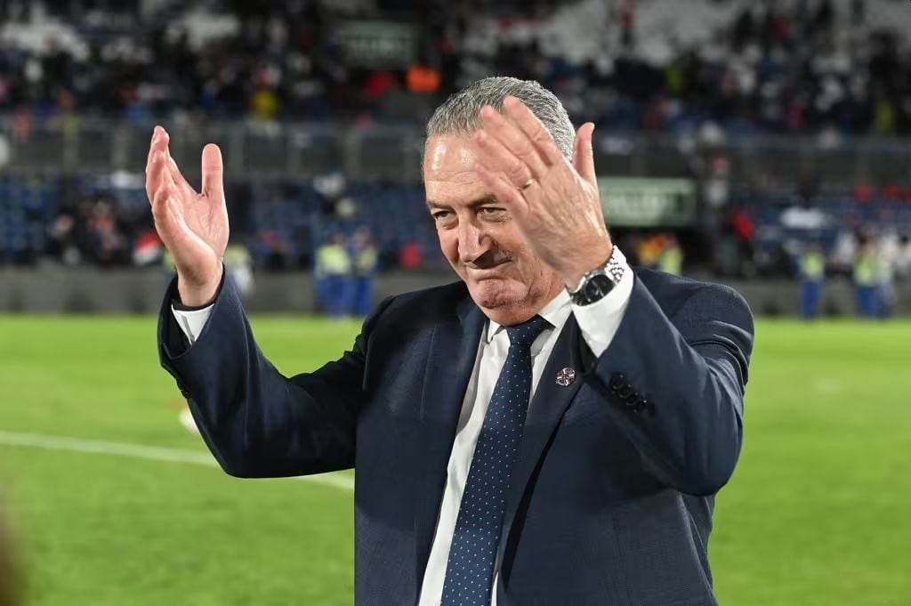 Gustavo Alfaro es uno de los grandes artífices del buen momento de la selección de Paraguay. (Foto: FIFA)