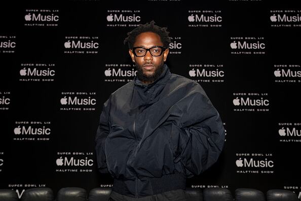 Kendrick Lamar dijo que no perderá su esencia de contar historias en el medio tiempo del Super Bowl LIX, aunque no aseguró si interpretará su éxito 'Not Like Us' (Foto: Getty Images).