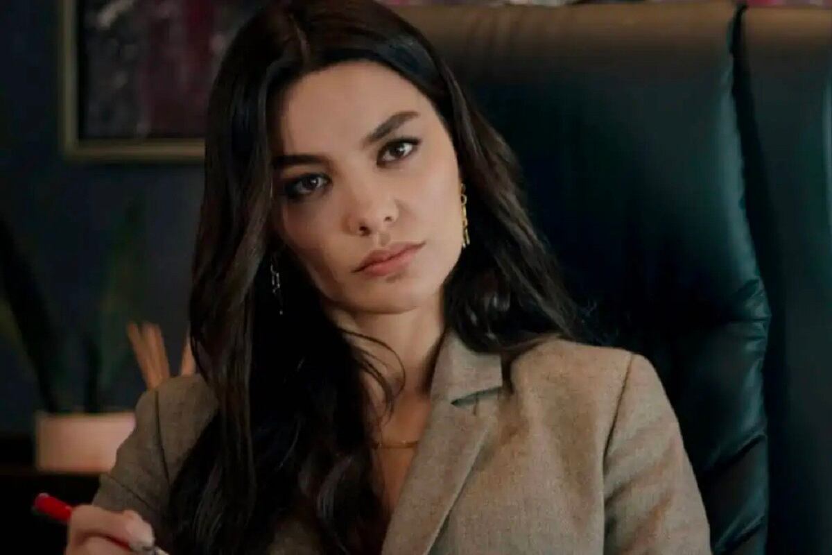 Hazal Filiz Küçükköse como Bucket en la película turca "10 días de un mal hombre" (Foto: Netflix)