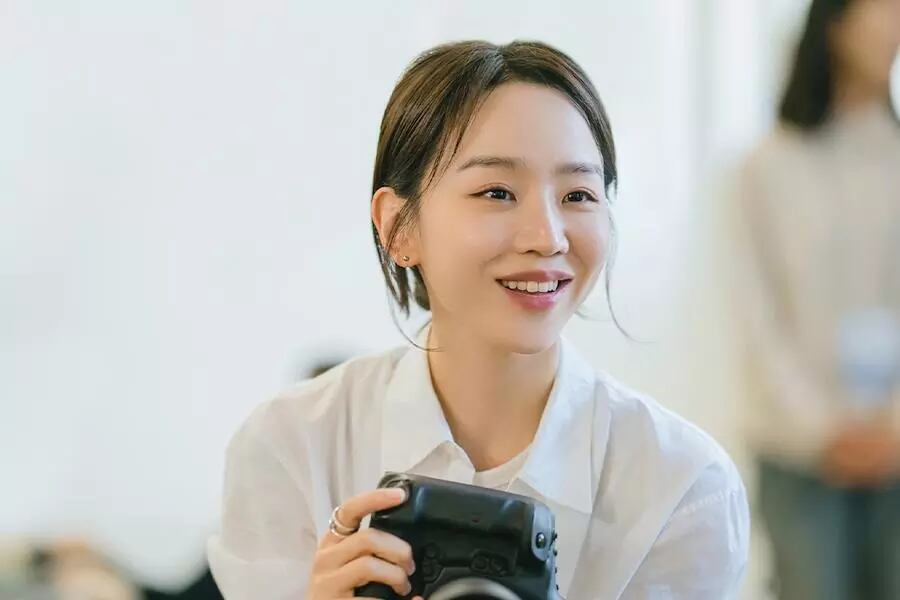 Shin Hye-sun interpreta a Jo Sam-dal, la segunda de las tres hermanas de la serie “De vuelta en Samdal-ri” (Foto: JTBC)