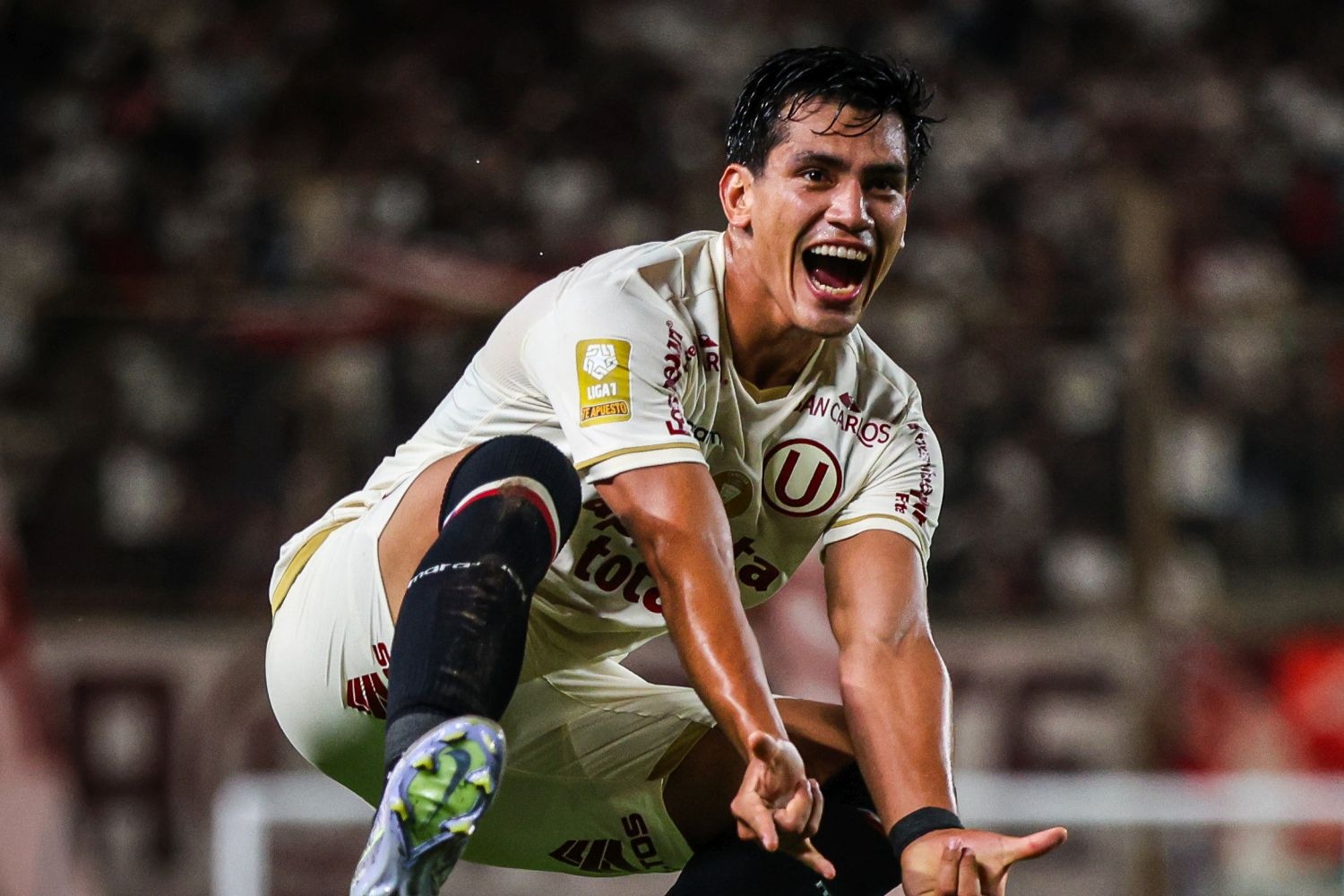 José 'Tunche' Rivera no fue tomado en cuenta para el partido ante Deportes Tolima. (Foto: Universitario de Deportes)