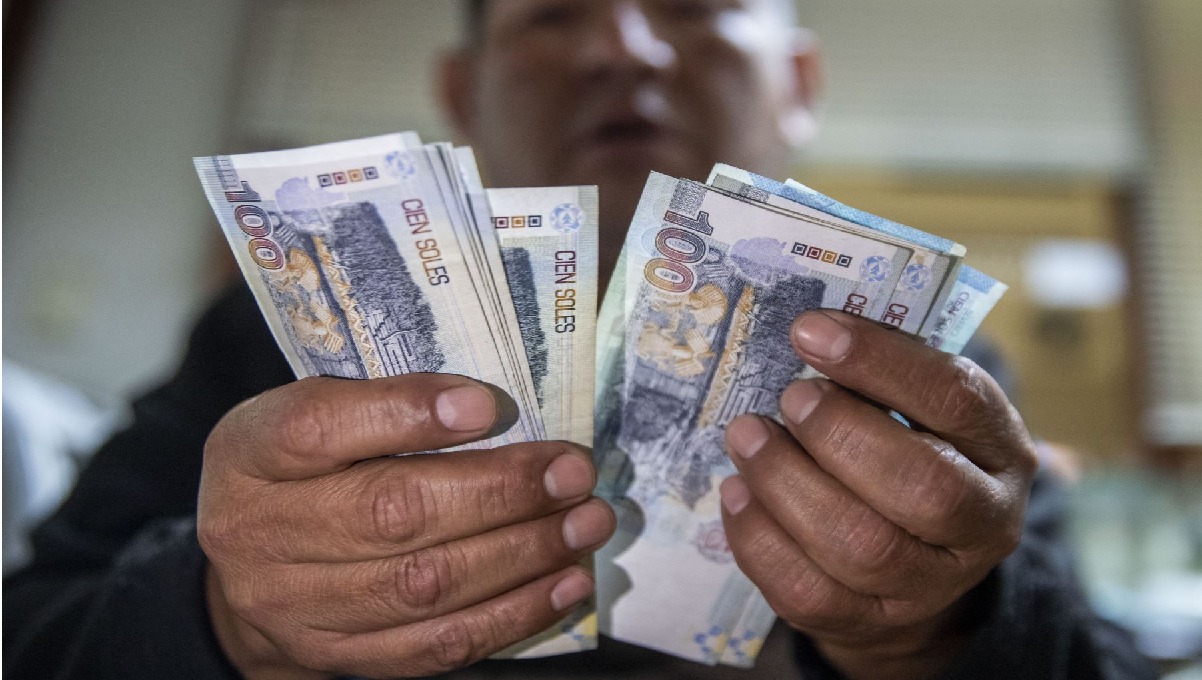 Entérate aquí todo sobre el retiro del AFP 2024 y de la nueva iniciativa que incluye como disposición complementaria un retiro para las personas en situación de desempleo. (Foto: Andina)