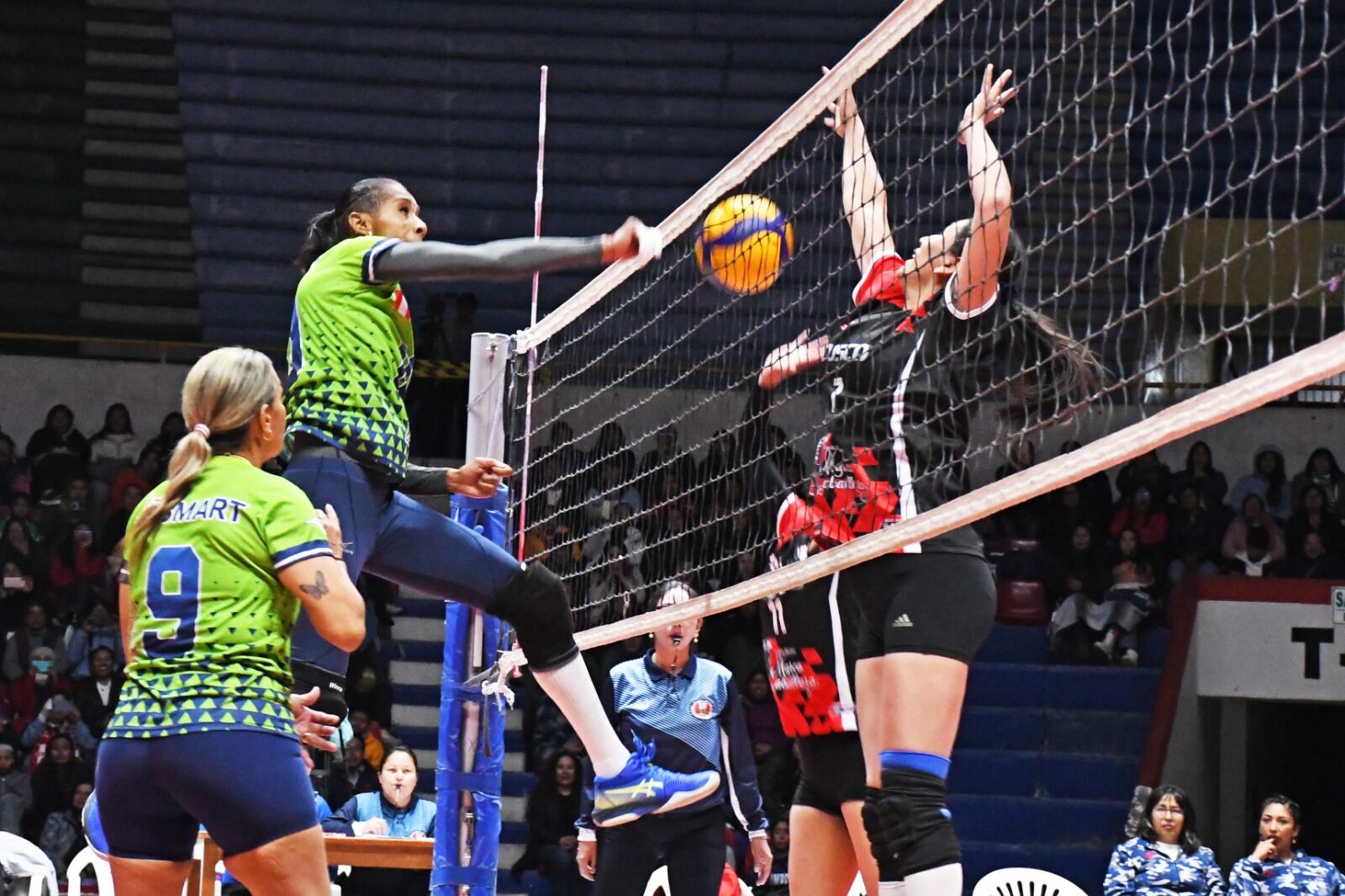 Las leyendas del vóley peruano vuelven a la cancha en ‘Las Máster del Vóley Peruano’. (Foto: Difusión).