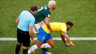 ¿Era para tanto? Neymar sufre pisotón de Miguel Layún y el grito de dolor fue incríble