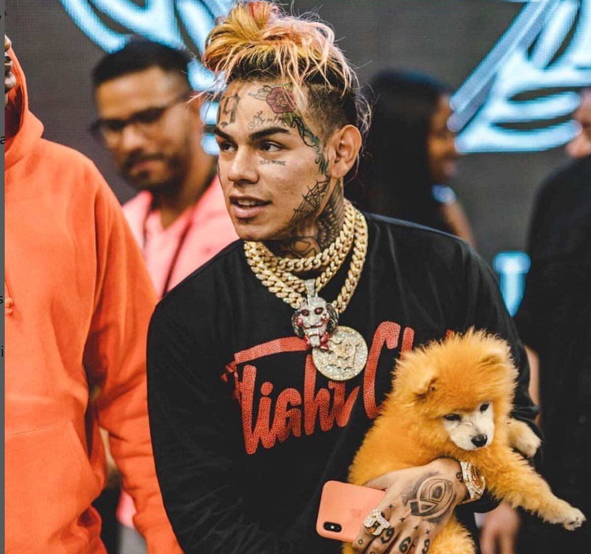 Tekashi 6ix9ine no cree que lo reciban de nuevo en la Iglesia, debido a sus tatuajes en la cara (Foto: Tekashi 6ix9ine/Instagram)