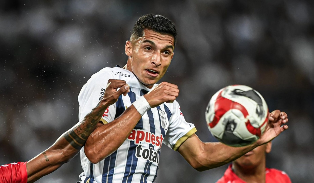 Kevin Serna jugó el primer semestre del 2024 en Alianza Lima. (Foto: Getty Images)