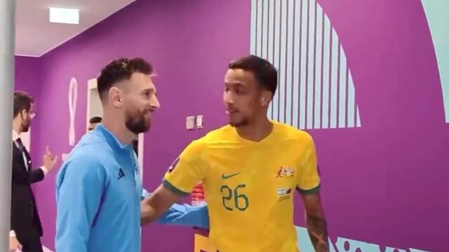 Hicieron cola: futbolistas australianos se tomaron fotos con Messi pese a derrota [VIDEO]