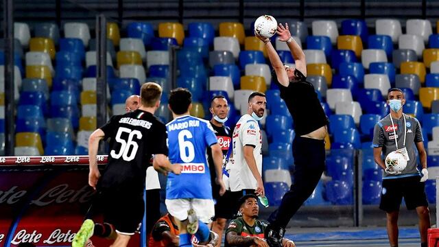 Aerolíneas Gattuso: el salto del entrenadro que se convirtió en viral en el Napoli vs. Milan
