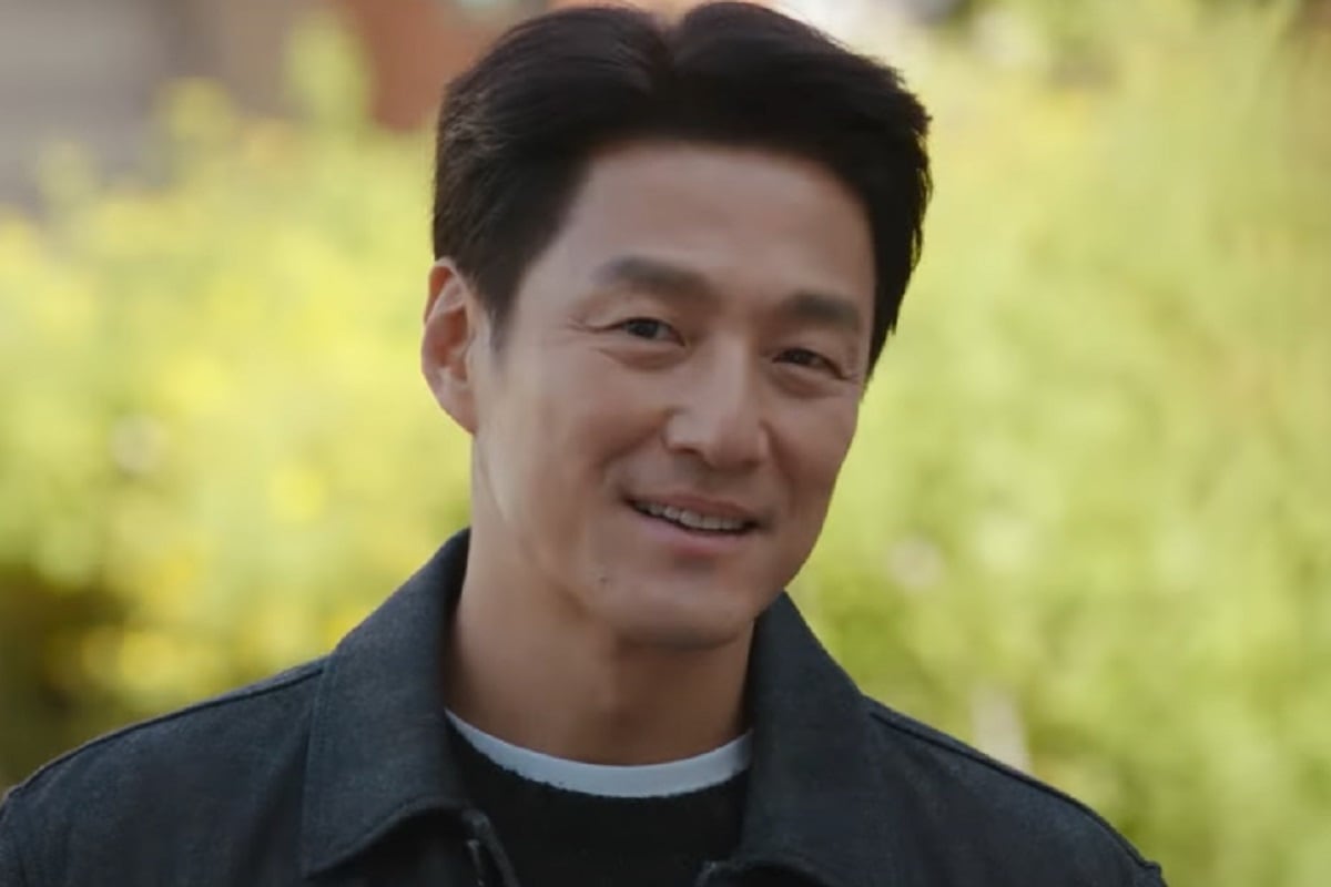 Ji Jin-hee como Byeon Moo-jin en la serie surcoreana "El amor vuelve a casa" (Foto: Netflix/ JTBC)