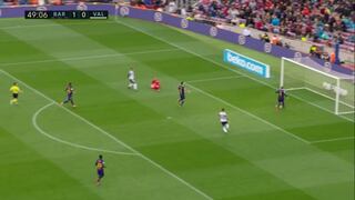 Apagó el incendio: Gerard Piqué salvó gol en la línea tras grosero error de Samuel Umtiti