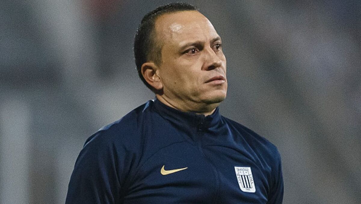 Alejandro Restrepo dirigió 26 partidos en Alianza Lima. (Foto: Getty Images)