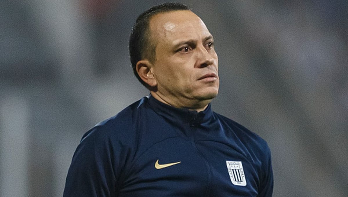 Alejandro Restrepo no pudo terminar el año como entrenador de Alianza Lima. (Foto: Getty Images)