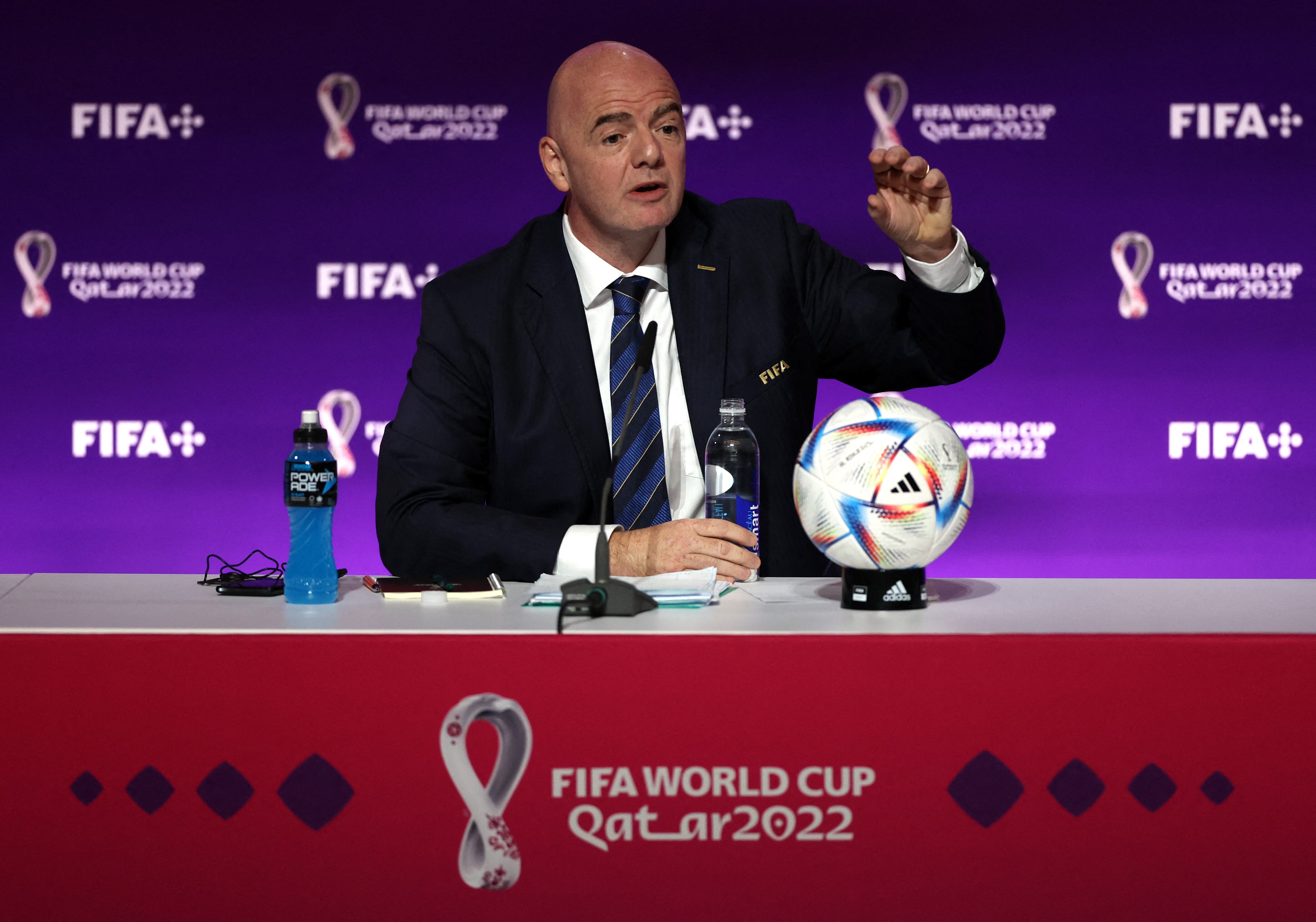 En el Congreso Extraordinario de la FIFA celebrado en Zúrich el 26 de febrero de 2016, Gianni Infantino fue elegido como el nuevo presidente.