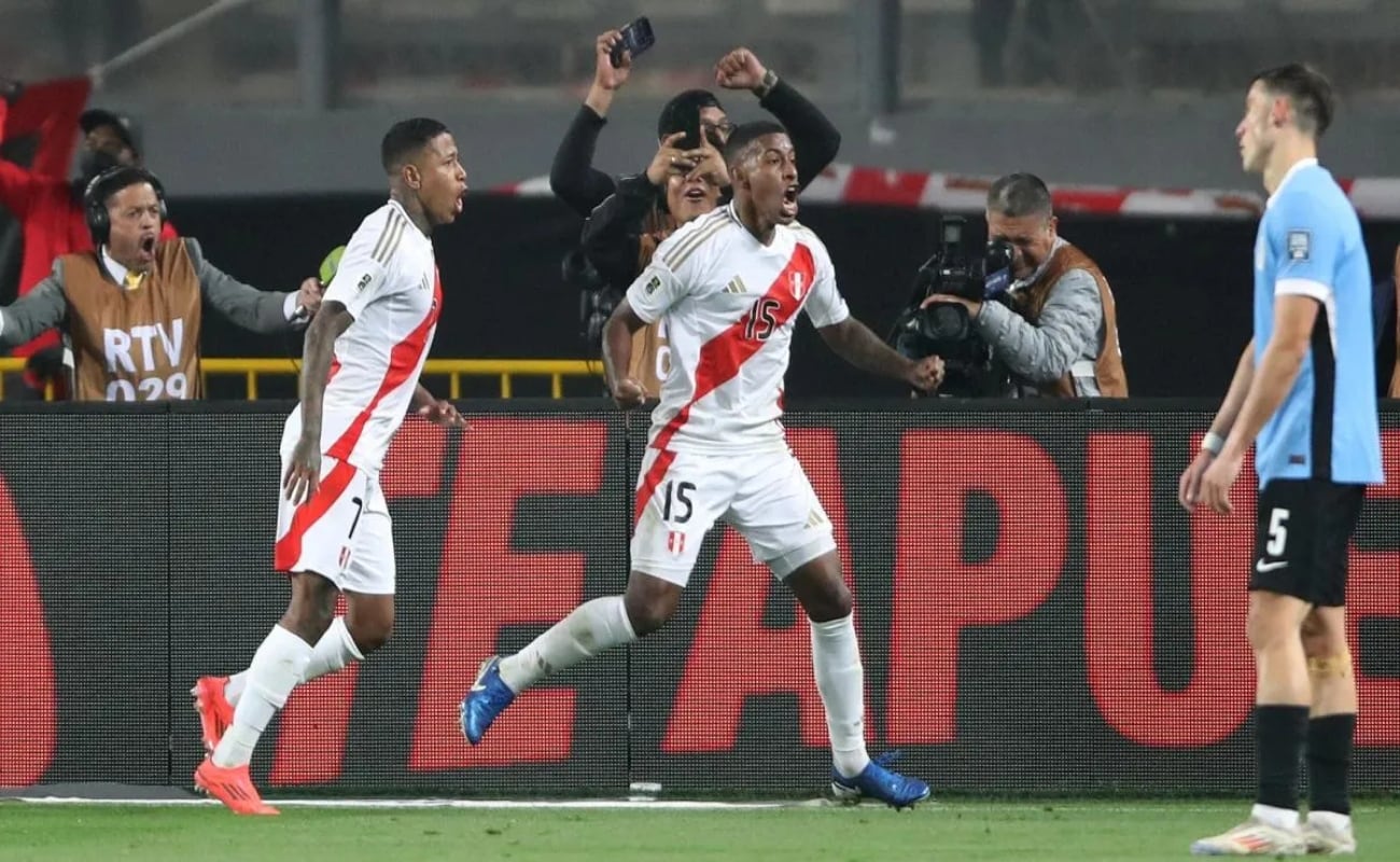 Perú obtuvo su único triunfo en Eliminatorias 2026, tras vencer a Uruguay en Lima. (Fuente: EFE)