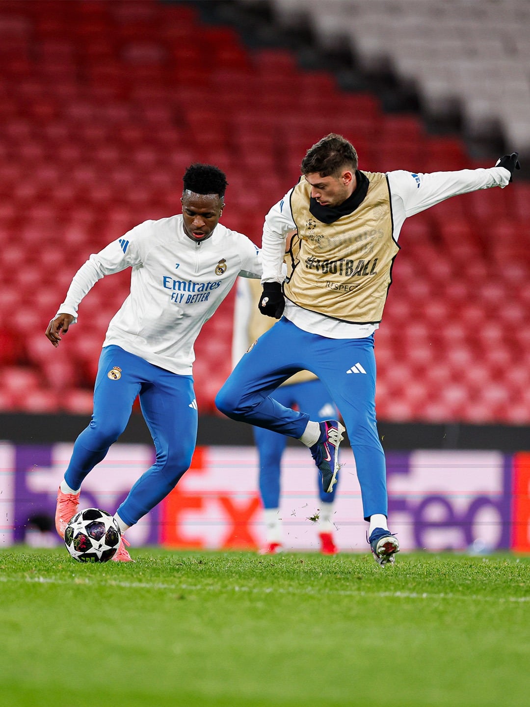 Este lunes entrenaron en el estado Da Luz. (Foto: Real Madrid)