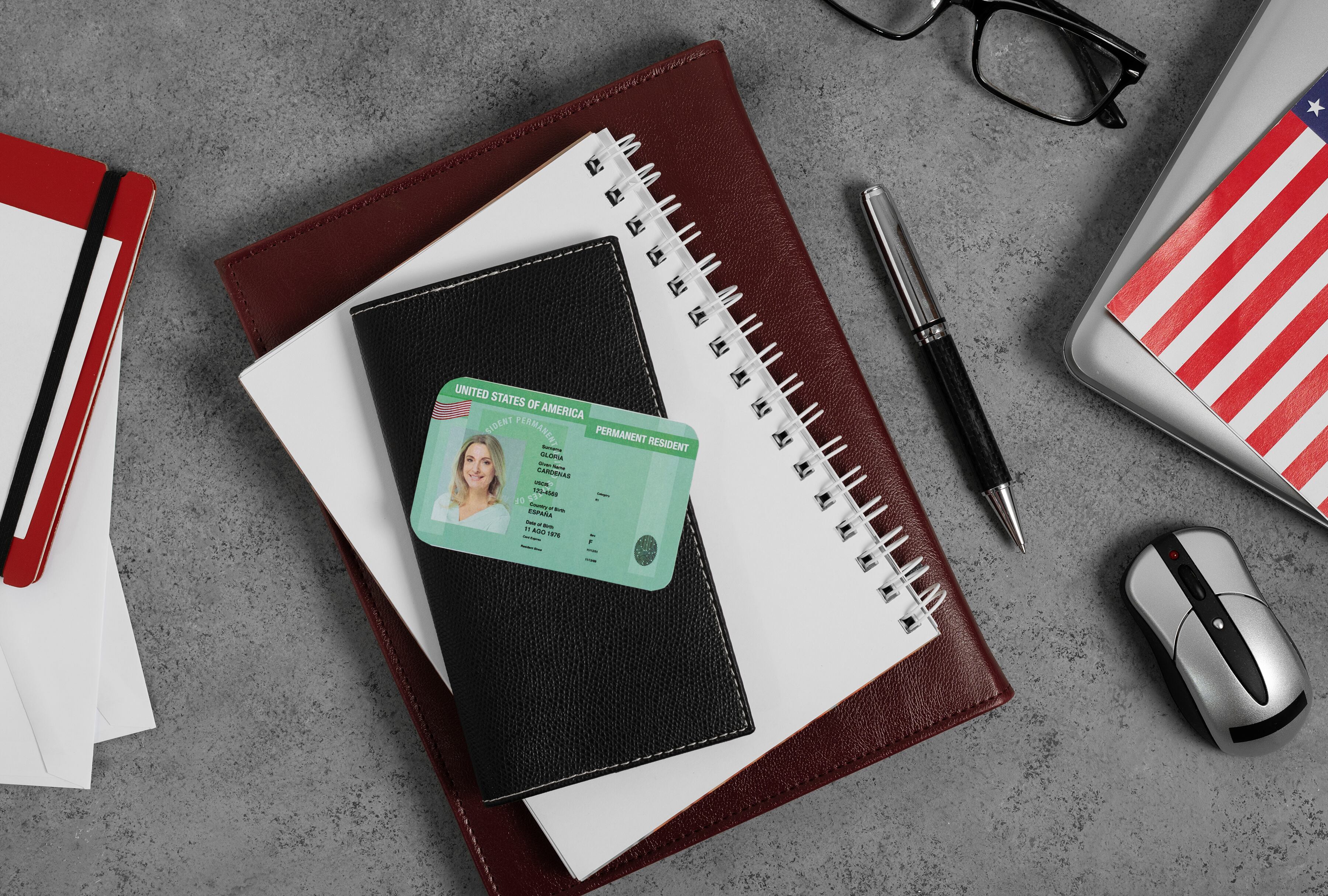 El green card es un documento importante para recibir beneficios en Estados Unidos. (Foto: Freepik)