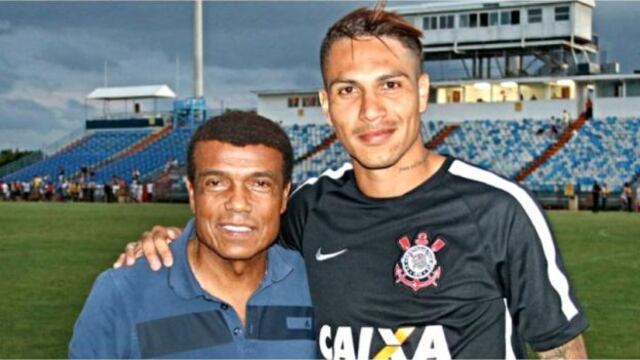 Teófilo Cubillas felicitó a Paolo Guerrero tras batir su récord con Perú