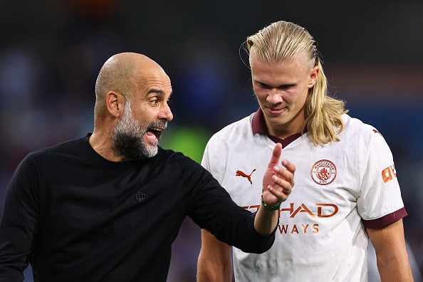 Josep Guardiola y Erling Haaland trabajan juntos en el Manchester City desde la temporada 2022-23. (Foto: Getty Images)