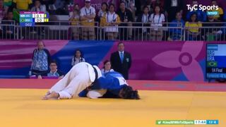 Comienza su camino: Paula Pareto venció a la brasileña Larissa Farias en Judo -48 kg y clasificó a semifinales [VIDEO]