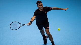 ¡Celebra Nadal! Roger Federer derrotó a Novak Djokovic y avanzó a las semifinales del Torneo de Maestros 2019