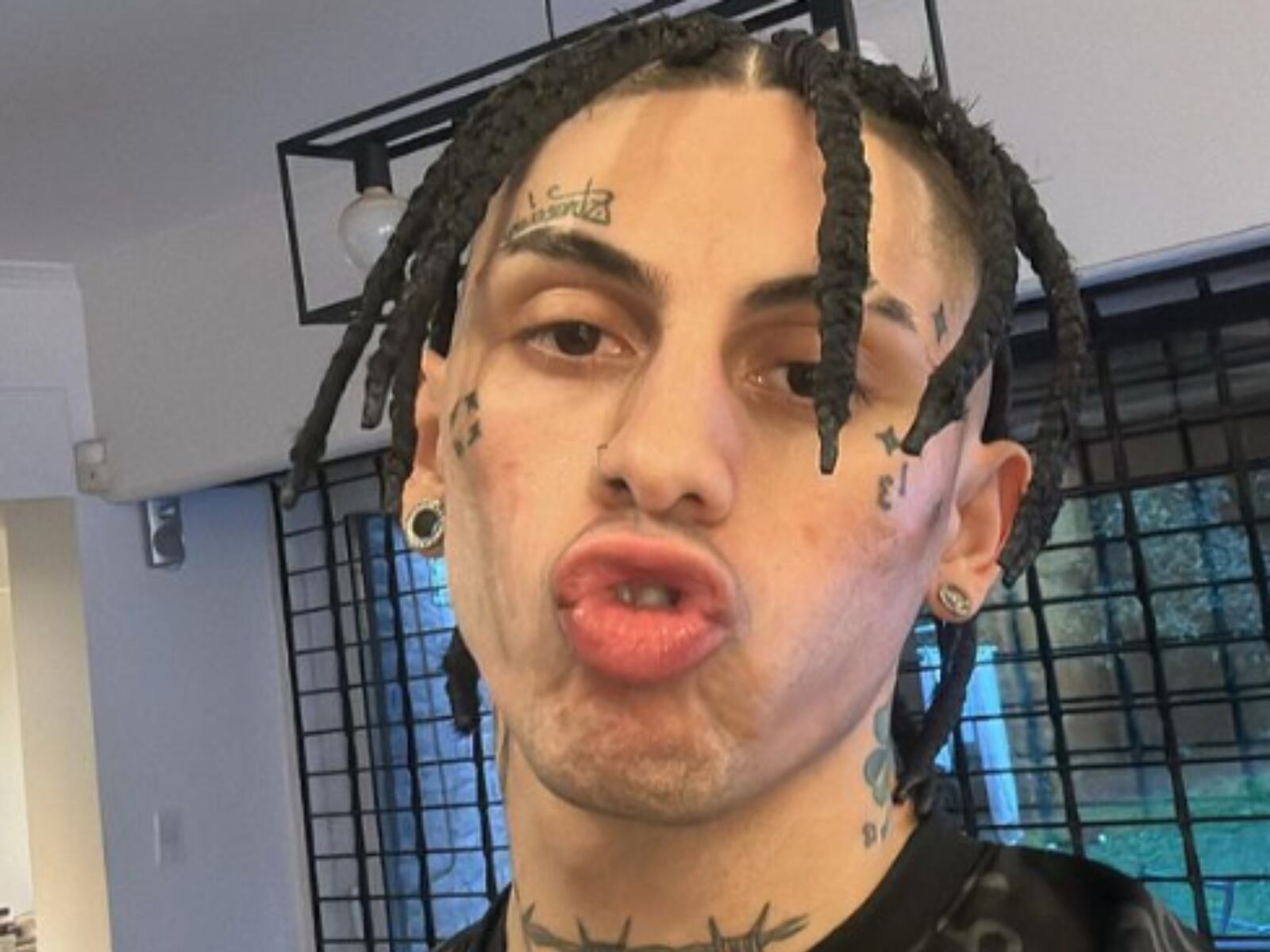 Khea haciendo una pose para sus seguidores (Foto: Trueno / Instagram)