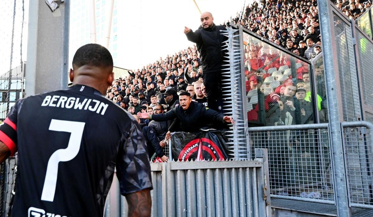 De perder la categoría, sería la primera vez en toda su historia que Ajax desciende. (Foto: Agencias).