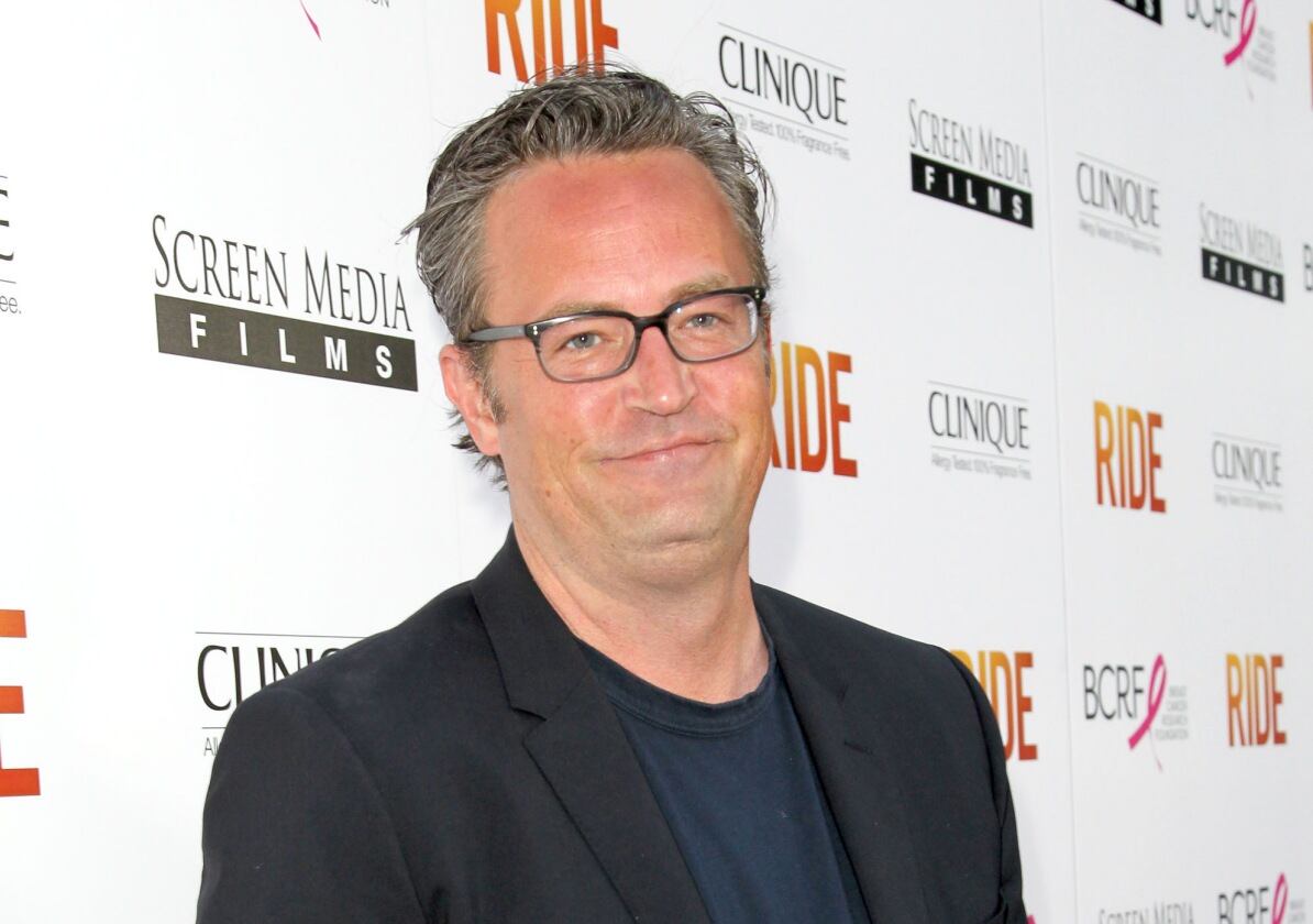La vida del reconocido actor Matthew Perry se apagó este 28 de octubre de 2023, dejando un gran vacío en el mundo de la actuación. (Foto: AFP)