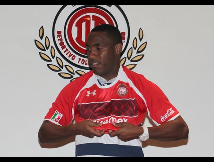 Luis Tejada de Juan Aurich al Toluca (USI).