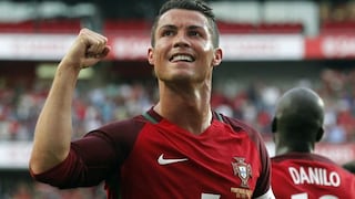 Cristiano Ronaldo marcó dos golazos: uno de palomita y otro con efecto