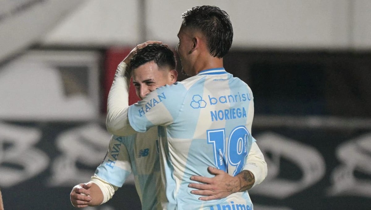 Erick Noriega jugó todo el segundo tiempo en el triunfo de Gremio sobre Deportivo Riestra. (Foto: Gremio)