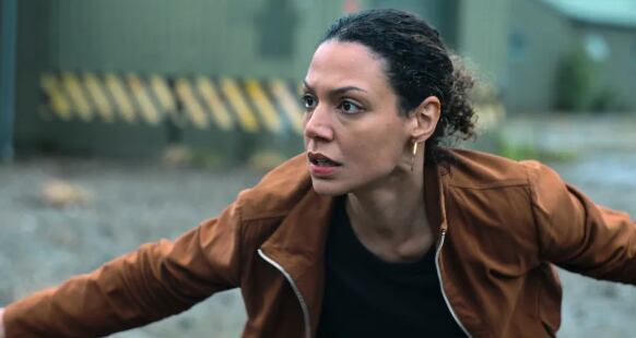 Haley Louise Jones tiene 34 años de edad (Foto: Netflix)