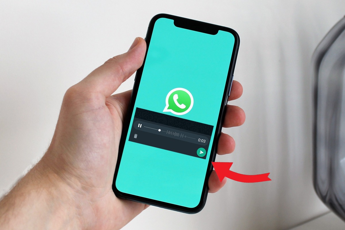 WhatsApp | Usa este truco si lo que deseas es sentir más comodidad al grabar una nota de voz. (Foto: composición / Pixabay)