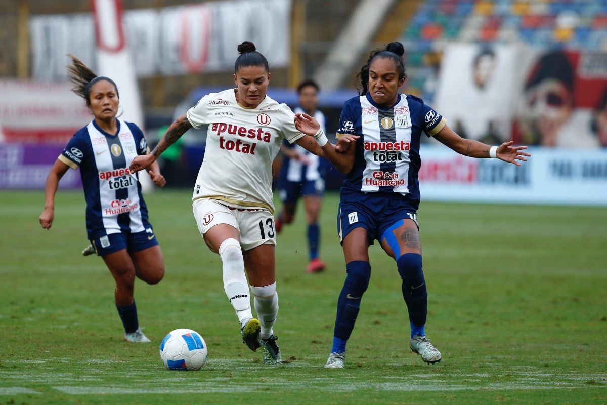 Alianza Lima vs. Universitario de Deportes se enfrentaron por la final del Torneo Apertura de la Liga Femenina 2025. (Foto: Fernando Sangama/GEC)