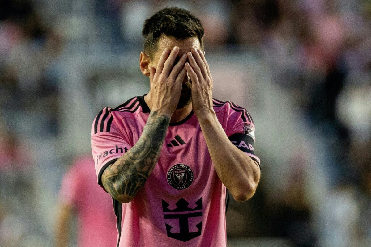 Lionel Messi puede perderse el próximo partido del Inter Miami, debido a una falta que recibió entre la semana. (Foto: Chris ARJOON / AFP).