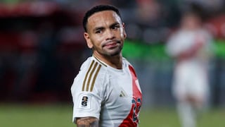 ¿Es duda ante Argentina? Alexander Callens no completó sesión de entrenamientos