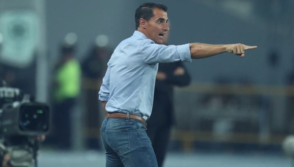 Francisco Arredondo reveló que Guillermo Farré fue ofrecido a Cruz Azul. (Video: Mediotiempo)