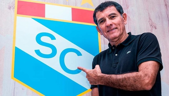 Gustavo Zeballos tras la derrota de Sporting Cristal en Cajamarca. (Video: Entre Bolas / Foto: Sporting Cristal)