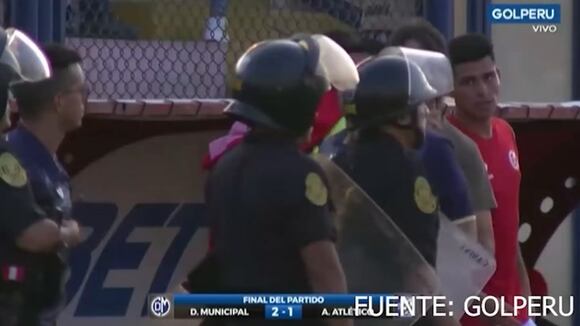 Jugadores de Municipal se retiran entre lágrimas tras derrotar a Alianza Atlético. (Video: GOLPERU)
