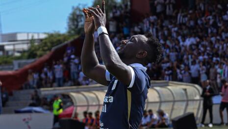 ¡Gran pase de Gaibor! Gol de Eryc Castillo para el 1-0 de Alianza Lima vs. Alianza Atlético