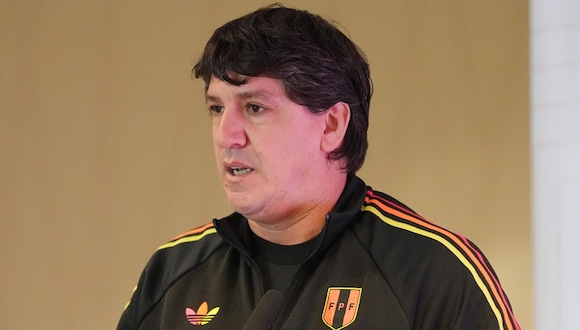 Jean Ferrari anunció que viajará con Mano Menezes para revisar estadios de Puno y Juliaca. (Video: Jax Latin Media / Foto: FPF)