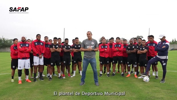 Jugadores de Deportivo Municipal manifestaron su malestar por falta de pagos. (Video: Instagram)