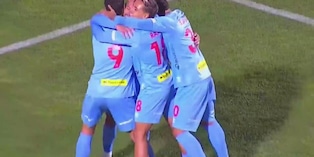 Gol de Agustín Gonzáles para el 3-0 de Garcilaso vs. Universitario