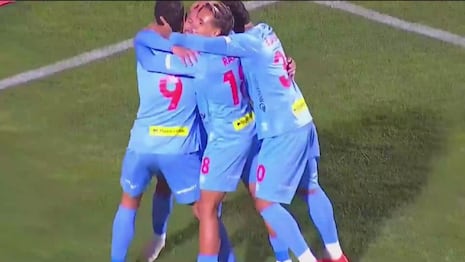 ¡Tremenda definición! Gol de Agustín Gonzáles a favor de Deportivo Garcilaso que golea a Universitario en Cuzco