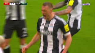 ¡Cabezazo y sorpresa! Golazo de Burn para el 1-0 en el Liverpool vs. Newcastle