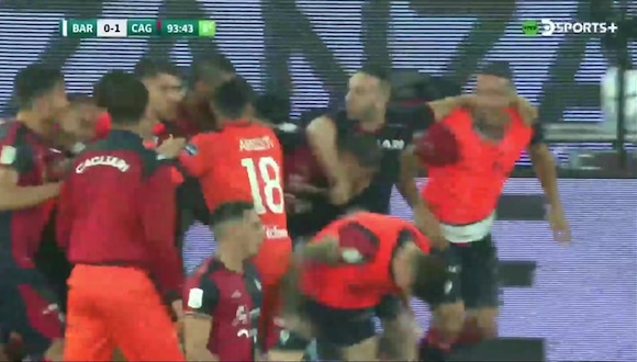 Gol de Leonardo Pavoletti para el 1-0 del Cagliari sobre el Bari. (Video: DSports)