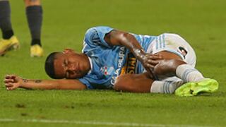 ¿Estará ante Always Ready? Joao Grimaldo salió en muletas del Estadio Nacional