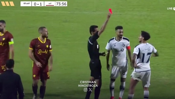 La expulsión de Christofer Gonzales. (Video: @crischasqui)